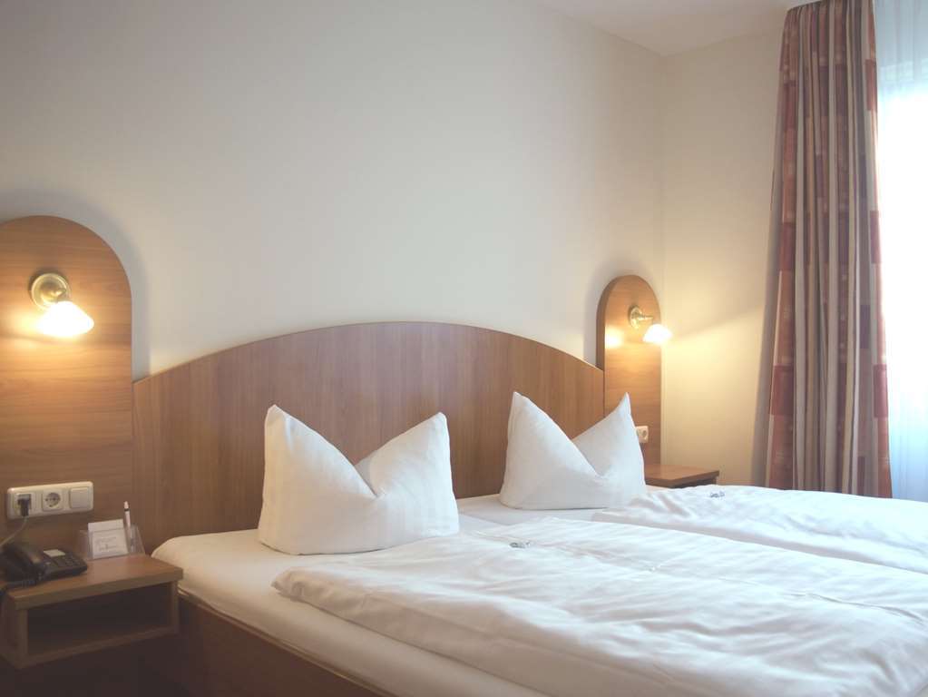 Hotel Brunner Amberg Oda fotoğraf